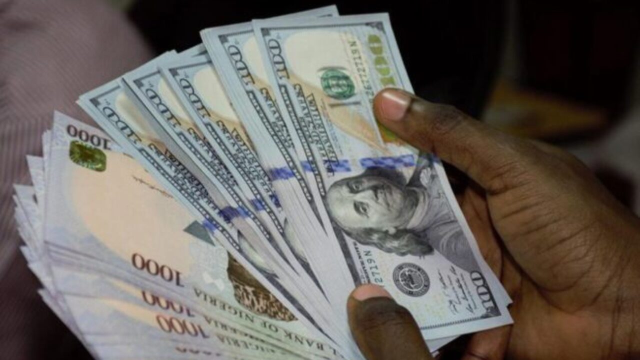 Naira Crashes Further Against Dollar Ahead of Eid el-Kabir